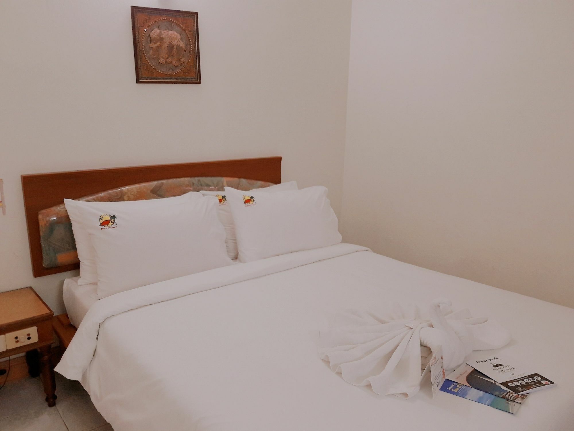 Muang Khon Guest House Накхонситхаммарат Экстерьер фото